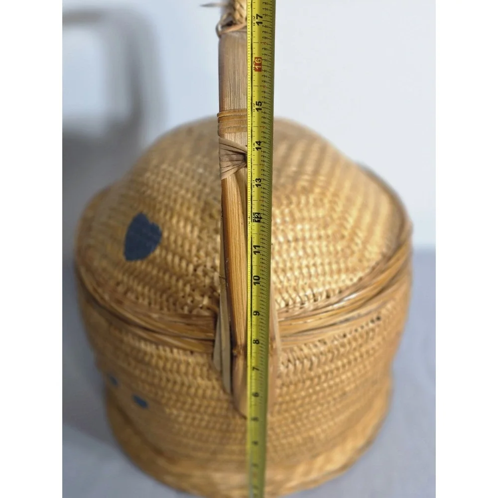 N/A vintage wicker
